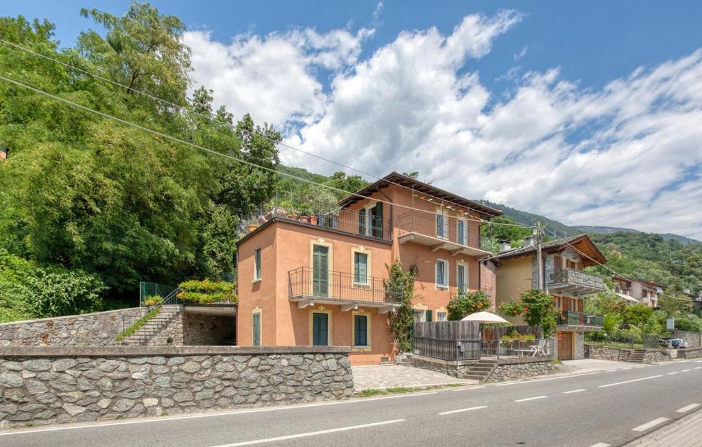 My Holiday- Lake House La Gemma Gera Lario Exterior photo
